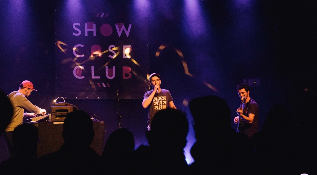 Show Case Club